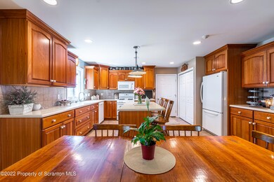 202 Rowlands Rd, North Abington Township, PA 18414 - photo 6