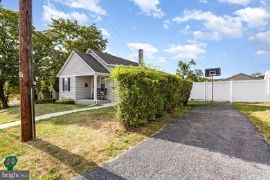 339 W Perry St, Enola, PA 17025 - photo 3