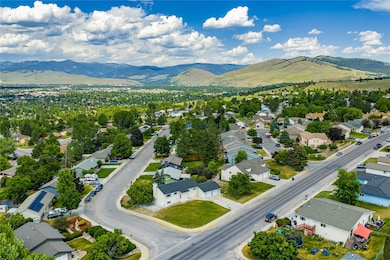 2424 55th St, Missoula, MT 59803 - photo 2