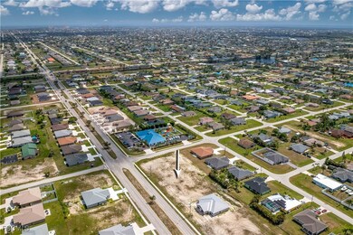 2916 Skyline Blvd, Cape Coral, FL 33914 - photo 2
