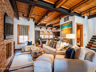 Great Room to Kitchen