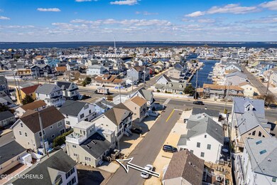 135 N Bayside Rd, Lavallette, NJ 08735 - photo 3