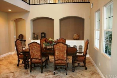 Formal Dining