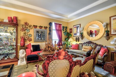 007_Living Room