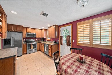 66 Healy Rd, Weymouth, MA 02188 - photo 5