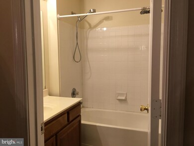 46184 Cecil Terrace, Sterling, VA 20165 - photo 6