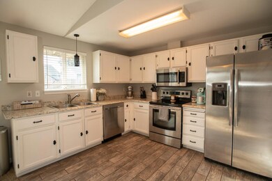 3412 SW Pumice Place, Redmond, OR 97756 - photo 3