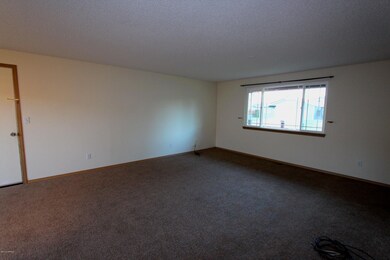 003living room