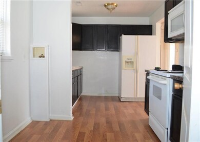 another view of kit showing laundry hookup