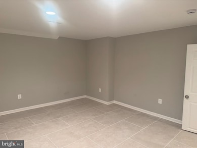 5890 Tulloch Spring Ct, Haymarket, VA 20169 - photo 6