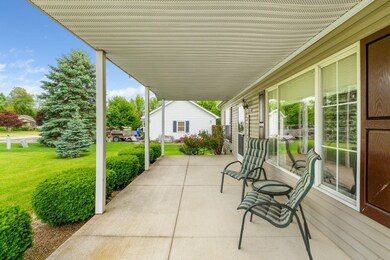 608 Kells Ln (EXTERIOR)-7