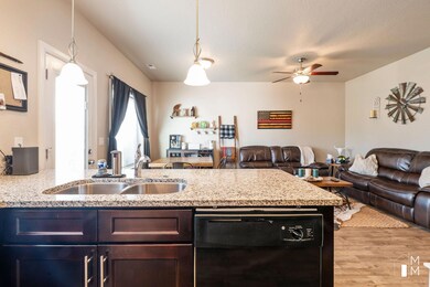 236 E 3025 N Cedar Bend