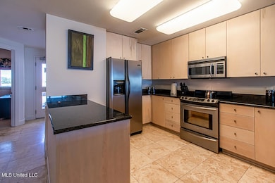 Family room kitchen 1.2