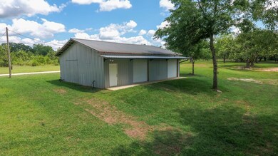 metal barn/workshop