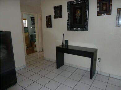 7800 Orleans St, Miramar, FL 33023 - photo 4