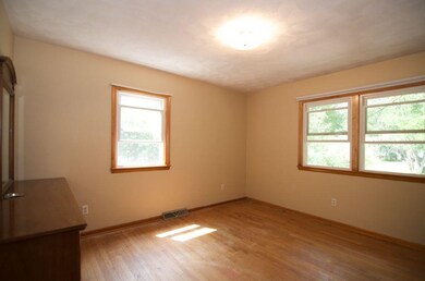 3608 E Longview Ave, Bloomington, IN 47408 - photo 6