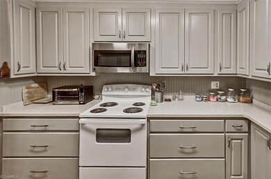 433 Northampton Dr, Asheboro, NC 27205 - photo 7