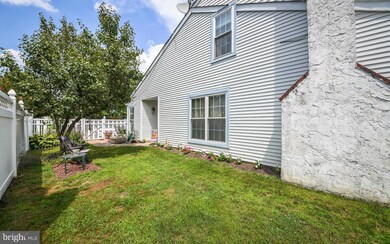 236 Oakridge Dr, Langhorne, PA 19047 - photo 3