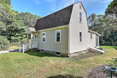 74 Crandall Rd, Tiverton, RI 02878 - photo 2