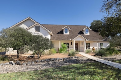 3509 La Cumbre Dr, Kerrville, TX 78028 - photo 2