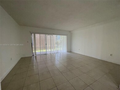 9375 Fontainebleau Blvd unit L119, Miami, FL 33172 - photo 4
