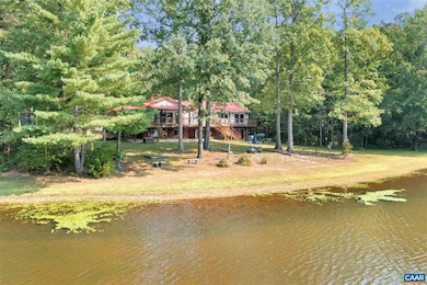 276 Deepwood Farm Dr, Scottsville, VA 24590 - photo 5