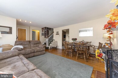 257 E Summit St, Souderton, PA 18964 - photo 7