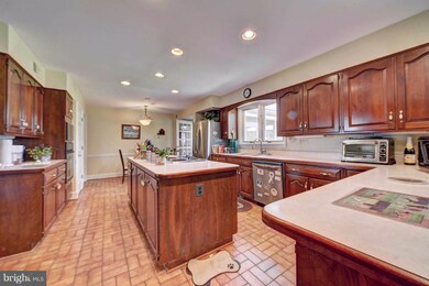 15219 Edgegrove Rd, Hillsboro, VA 20132 - photo 6