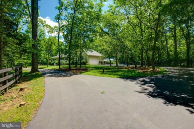 8413 Mes Enfants Ct, Warrenton, VA 20186 - photo 3
