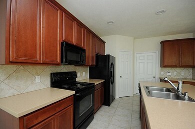 7 Aquiline Oaks Place, Spring, TX 77382 - photo 5