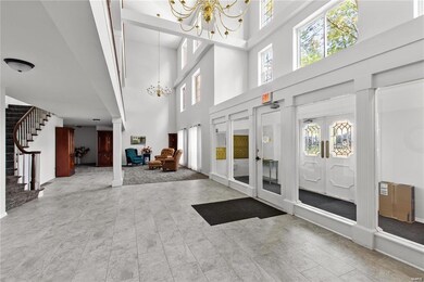 ENTRANCE FOYER TO THE BUILDING