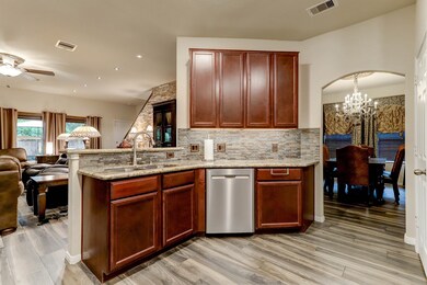 7802 Koloa River Ct, Houston, TX 77040 - photo 6