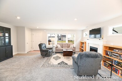 7904 Greendale Dr SE-01