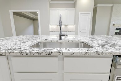 1338 Mayberry St, Odessa, TX 79765 - photo 6