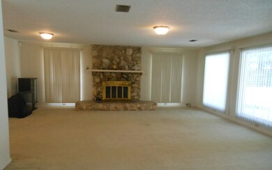 597 NW Fairway Dr, Lake City, FL 32055 - photo 2