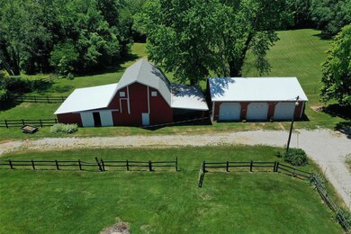 6831 Loyet Rd, Collinsville, IL 62234 - photo 3