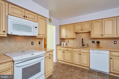 6024 Morgan Ct, Alexandria, VA 22312 - photo 5