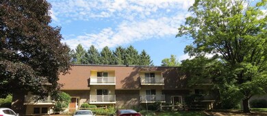 35 Seminary Hill unit 31, West Lebanon, NH 03784 - photo 3