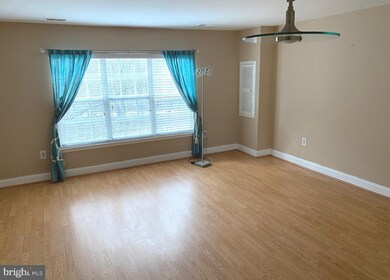 12067 Crimson Ln, Silver Spring, MD 20904 - photo 7