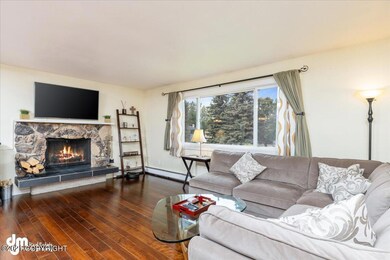 Living Room w/ Fireplace