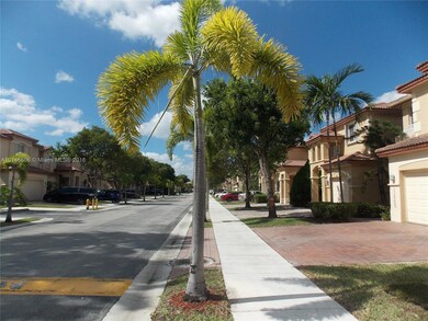 11435 NW 71st St, Doral, FL 33178 - photo 2