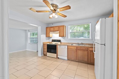 3737 Colebrooke Dr, Jacksonville, FL 32210 - photo 7