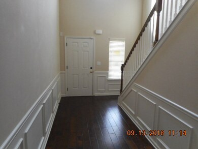 Foyer / Entry