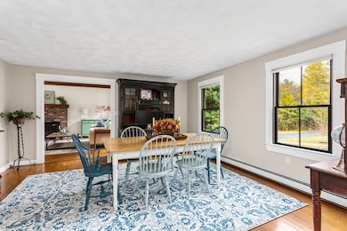 8 Bubbling Brook Rd, Franklin, MA 02038 - photo 4