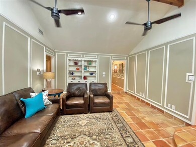 909 Shell Ct, Bedford, TX 76022 - photo 4