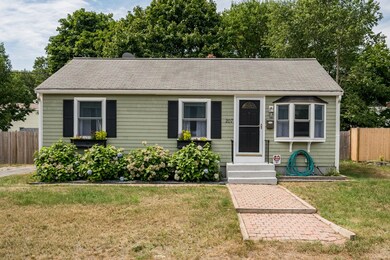 207 Levin Rd, Rockland, MA 02370 - photo 2