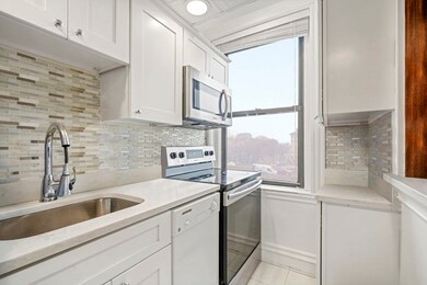 464-466 Commonwealth Ave unit 54, Boston, MA 02215 - photo 4