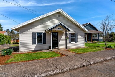 1570 SW Hill St Ext MLS 2