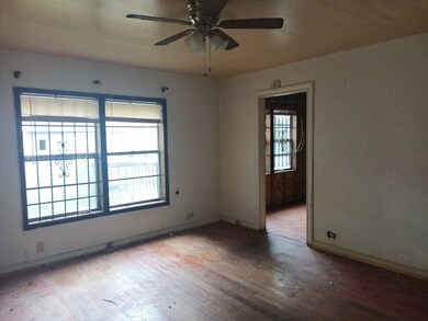 7908 Allwood St, Houston, TX 77016 - photo 6