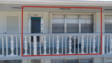 221 Windsor J unit 221, West Palm Beach, FL 33417 - photo 2